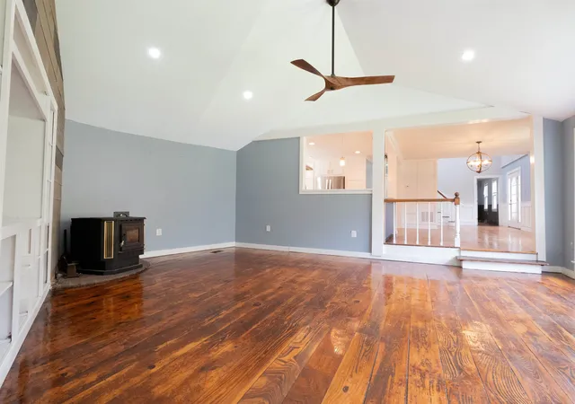 Photo 4 of Single family home for sale at 231 Chesterfield Rd, Hinsdale, NH 03451 | MLS# 5086353 | Listing updated on 2026-07-10