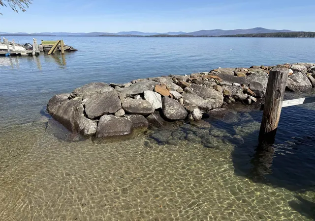 4th image of 878 Rattlesnake Is, Alton Bay, NH 03810 | MLS# 5086386