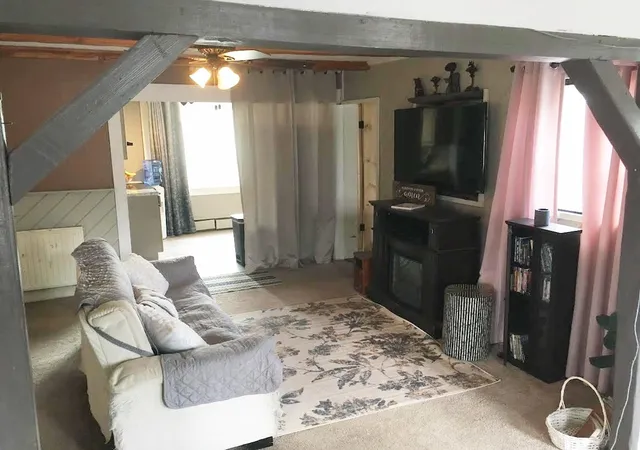 Photo 3 of Single family home for sale at 35 Temple Dr, New Ipswich, NH 03071 | MLS# 5086393 | Listing updated on 2026-09-15