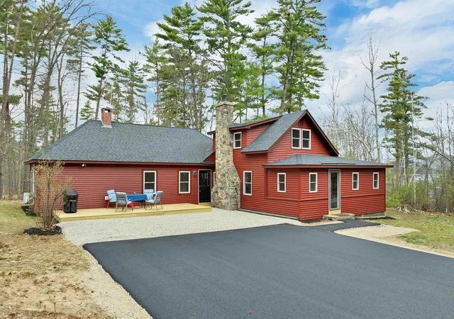 5th image of 40 Emery Ln, Wakefield, NH 03830 | MLS# 5086413