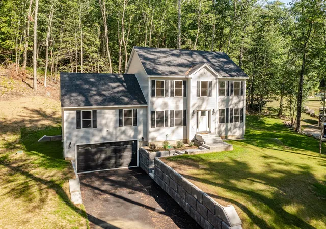 Homes for sale in Barrington, NH | 152 Brewster Rd, Barrington, NH 03825 | MLS# 5086419