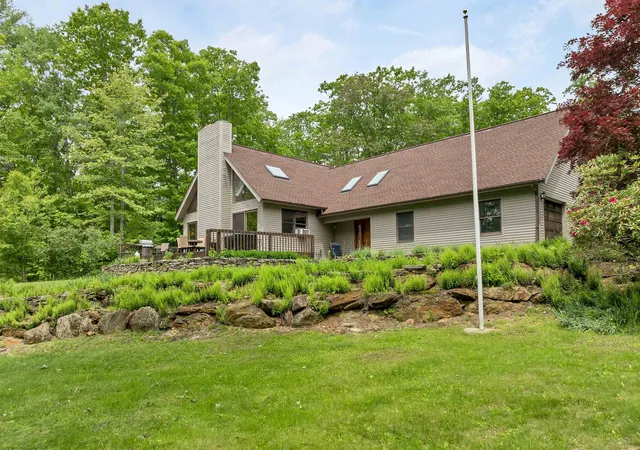 Homes for sale in Pittsfield, NH | 490 Clough Rd, Pittsfield, NH 03263 | MLS# 5086512