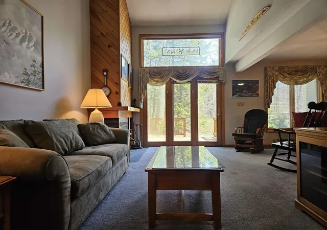 Homes for sale in Lincoln, NH | 131 Forest Ridge Dr #4, Lincoln, NH 03251 | MLS# 5086585