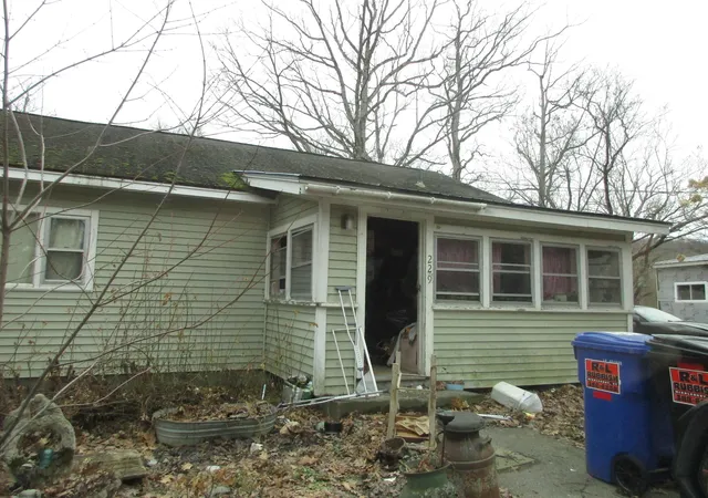1st image of 229 Pine Ln, Salisbury, VT 05769 | MLS# 5086593