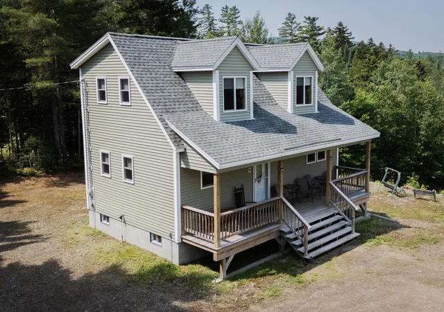 Homes for sale in Errol, NH | 63 Stump Rd, Errol, NH 03579 | MLS# 5086649