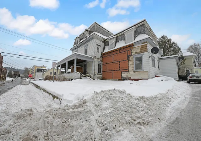 40th image of 277 Summer St, Saint Johnsbury, VT 05819 | MLS# 5086654