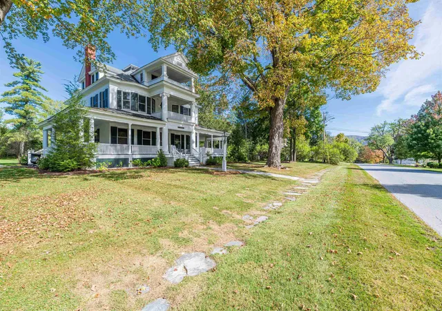 Homes for sale in Manchester, VT | 144 Taconic Ave, Manchester, VT 05254 | MLS# 5086670