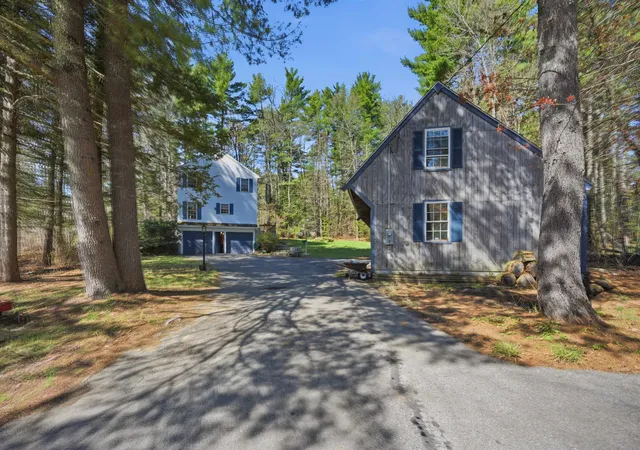 1st image of 5 Sleeper Ln, Sandown, NH 03873 | MLS# 5086686