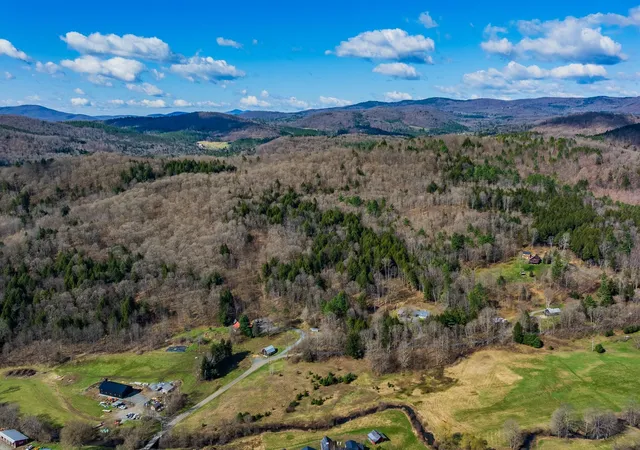 17th image of 334 Log Cabin Dr, Pomfret, VT 05067 | MLS# 5086707