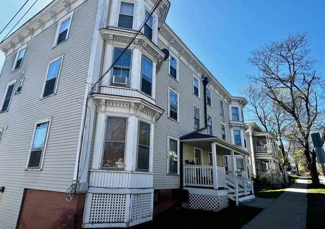 3rd image of 16-18 Cushing St, Dover, NH 03820 | MLS# 5086708