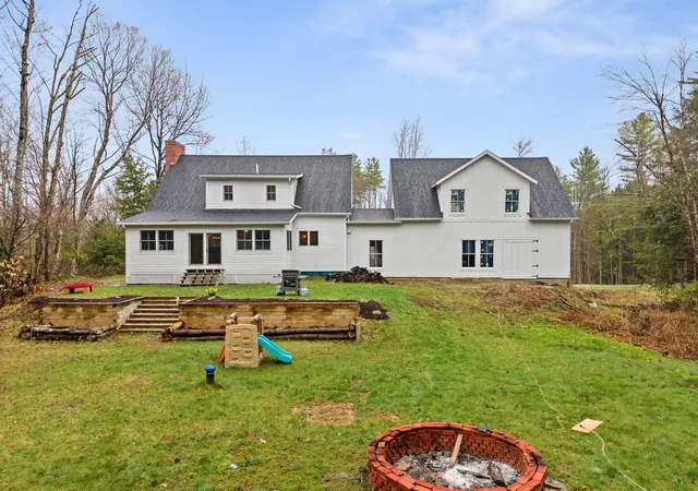59th image of 163 E Countryside Rd, Waterbury, VT 05676 | MLS# 5086750