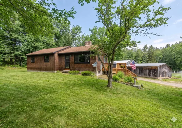 Homes for sale in Nottingham, NH | 2 Mccrillis Rd, Nottingham, NH 03290 | MLS# 5086848