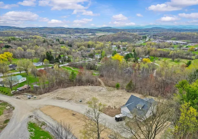 2nd image of 6 Theresa Wy, Hinesburg, VT 05461 | MLS# 5086866