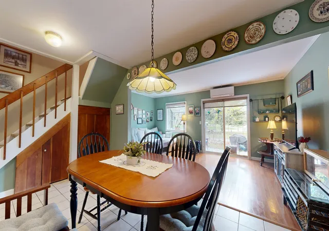 Photo 4 of Townhouse for sale at A2 Stonehedge Dr, South Burlington, VT 05403 | MLS# 5087018 | Listing updated on 2026-06-30