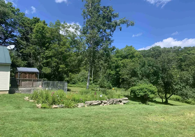 2nd image of 27 Bear Pond Rd, Canaan, NH 03741 | MLS# 5087062