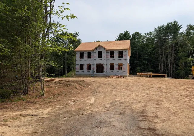 Homes for sale in Pittsfield, NH | 91 Fairview Dr, Pittsfield, NH 03263 | MLS# 5087082