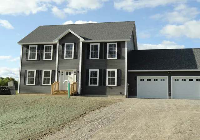 2nd image of 91 Fairview Dr, Pittsfield, NH 03263 | MLS# 5087082