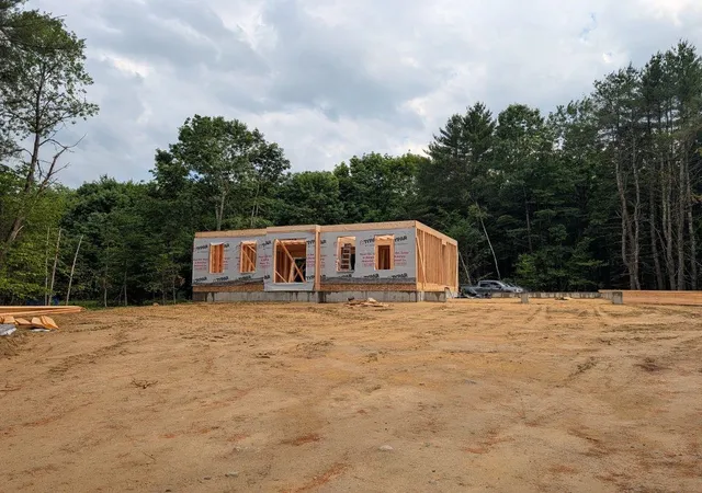 Homes for sale in Pittsfield, NH | 91 Fairview Dr, Pittsfield, NH 03263 | MLS# 5087082