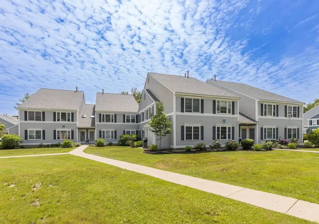 Photo 2 of Townhouse for sale at 703 Springbrook Cir, Portsmouth, NH 03801 | MLS# 5087085 | Listing updated on 2026-07-08