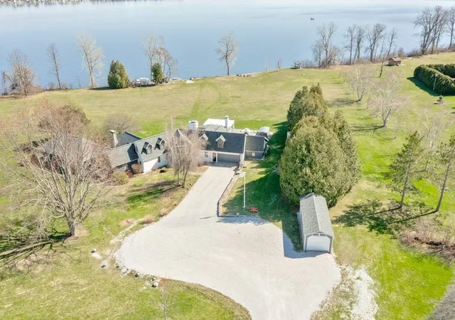 5th image of 431 Mcgregor Pt, Alburgh, VT 05440 | MLS# 5087147