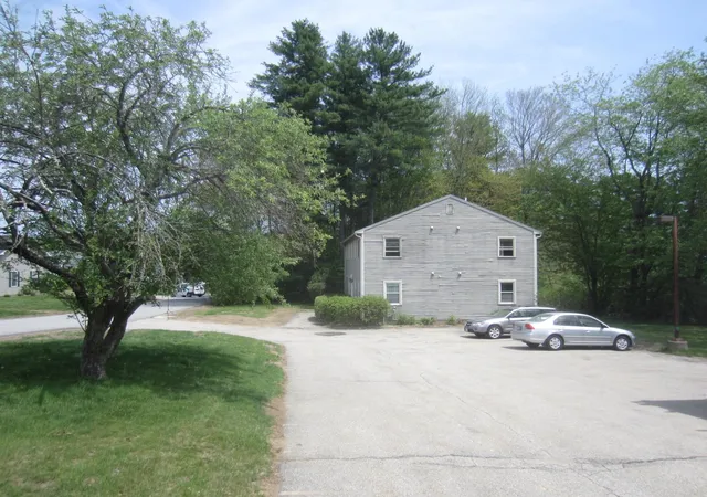 Homes for sale in Somersworth, NH | 3 Sinclair Ave #4, Somersworth, NH 03878 | MLS# 5087176