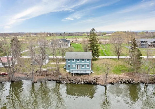 Photo 3 of Single family home for sale at 52 Lakewood Dr, Swanton, VT 05488 | MLS# 5087199 | Listing updated on 2026-08-24