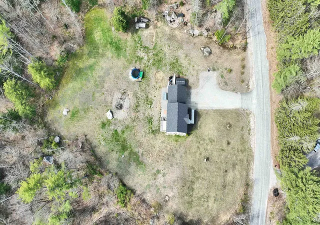 5th image of 125 Pine Meadows Cir, Bennington, NH 03442 | MLS# 5087236
