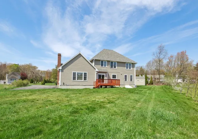 Homes for sale in Windham, NH | 1 Squire Armour Rd, Windham, NH 03087 | MLS# 5087280