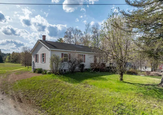 Photo 2 of Single family home for sale at 1 Church St, North Springfield, VT 05150 | MLS# 5087285 | Listing updated on 2026-05-28