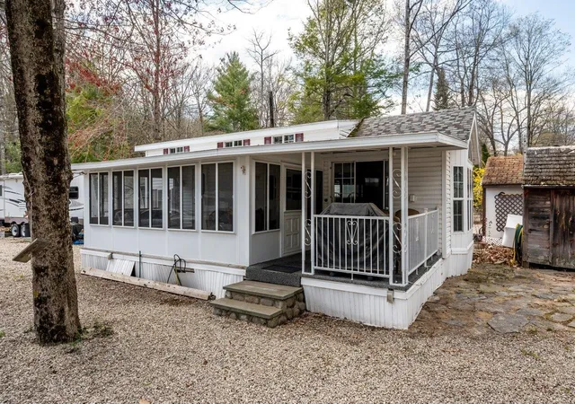 3rd image of 151 Chocorua Wy, Rochester, NH 03867 | MLS# 5087332