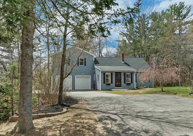Homes for sale in Rochester, NH | 8 Beauview St, Rochester, NH 03867 | MLS# 5087392