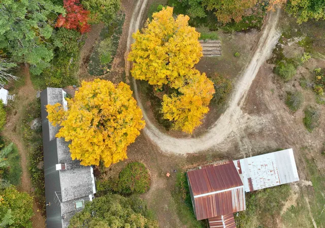 2nd image of 900 Bunker Hill Rd, Tamworth, NH 03883 | MLS# 5087501