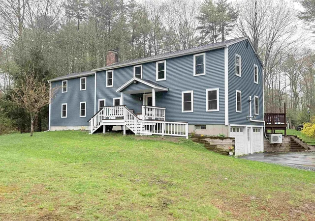 Homes for sale in Madbury, NH | 14 Moharimet Dr, Madbury, NH 03823 | MLS# 5087513
