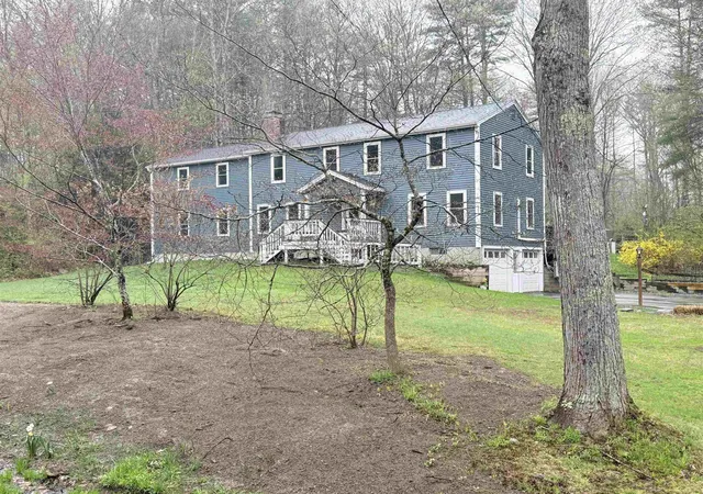Homes for sale in Madbury, NH | 14 Moharimet Dr, Madbury, NH 03823 | MLS# 5087513