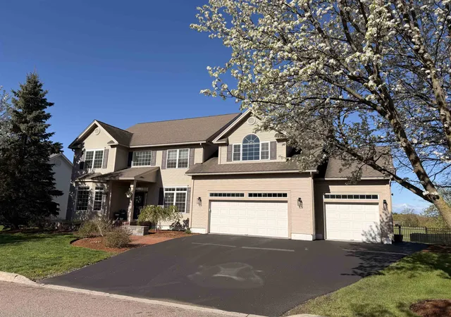 2nd image of 62 Crispin Dr, South Burlington, VT 05403 | MLS# 5087529