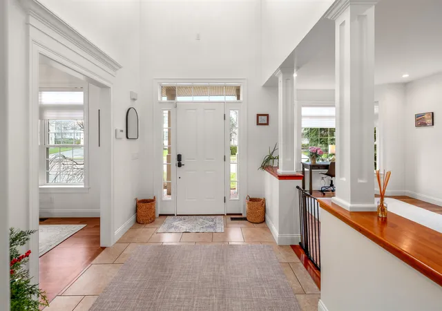 Photo 3 of Single family home for sale at 62 Crispin Dr, South Burlington, VT 05403 | MLS# 5087529 | Listing updated on 2026-09-30