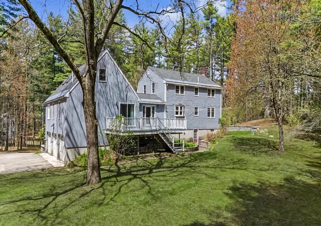 3rd image of 10 Fox Den Rd, Hollis, NH 03049 | MLS# 5087531