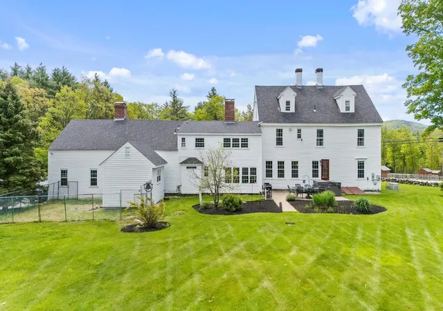 3rd image of 1 Cross Rd, Francestown, NH 03043 | MLS# 5087553