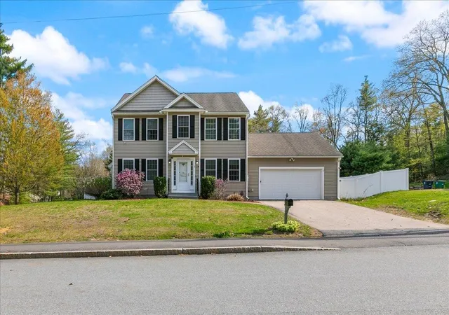 1st image of 2 Birch Hill Dr, Nashua, NH 03063 | MLS# 5087687