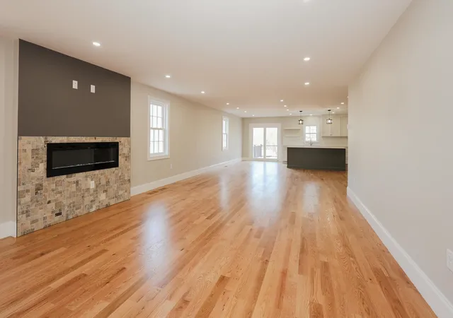 4th image of 53+53A Bagdad Rd, Durham, NH 03824 | MLS# 5087711