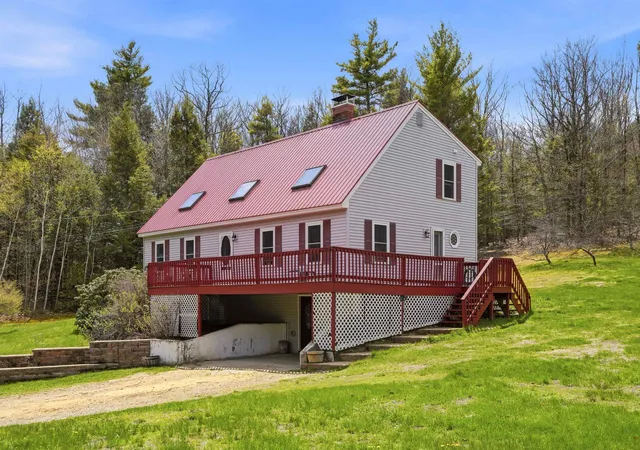 Homes for sale in Northfield, NH | 167 Rand Rd, Northfield, NH 03276 | MLS# 5087732