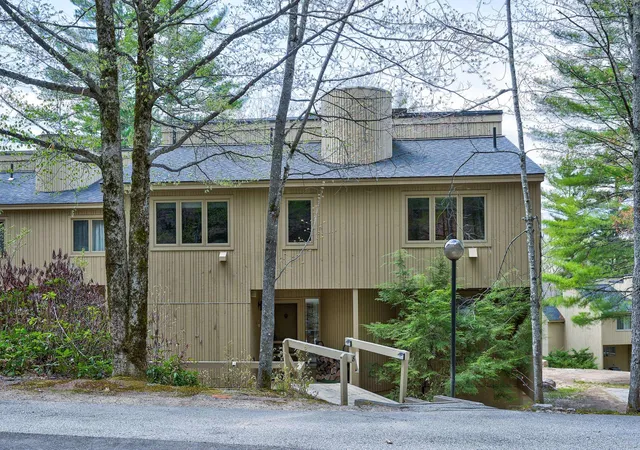 3rd image of 28 Birch Woods Ln #8, Conway, NH 03860 | MLS# 5087763