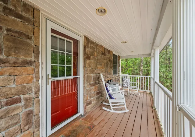 4th image of 10 Landsdown Ln, Conway, NH 03818 | MLS# 5087775