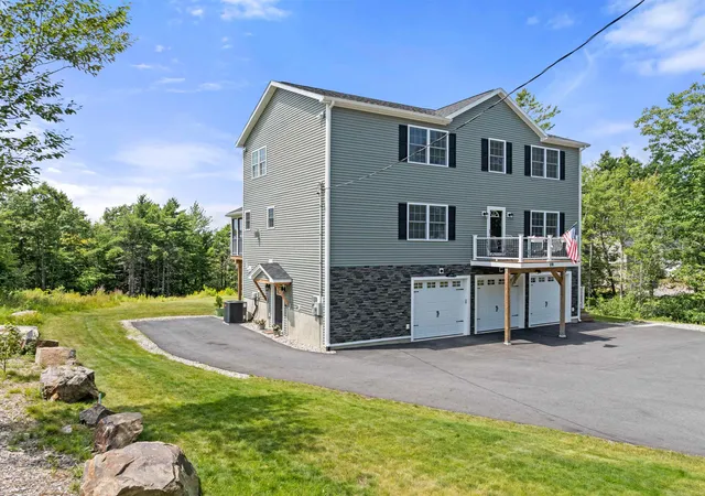 4th image of 216 Mountain Dr, Gilford, NH 03249 | MLS# 5087782