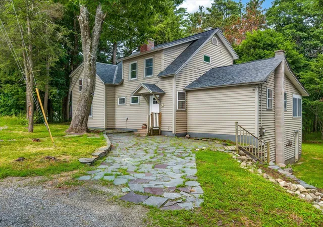 Photo 1 of Single family home for sale at 298 Furnace St, Poultney, VT 05764 | MLS# 5087787 | Listing updated on 2026-07-08