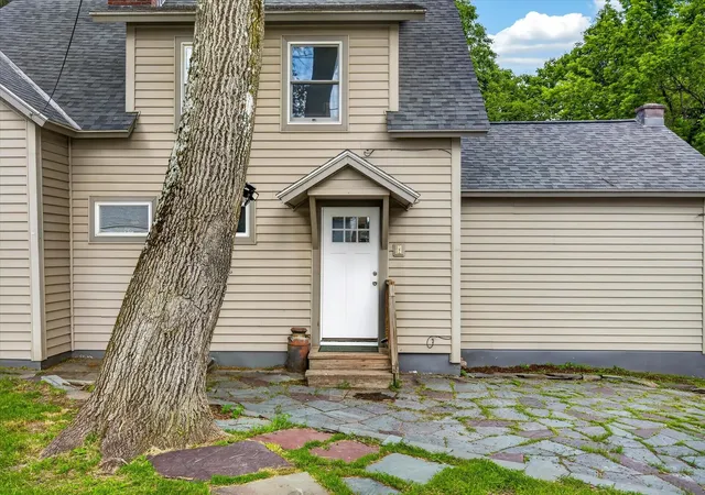 Photo 3 of Single family home for sale at 298 Furnace St, Poultney, VT 05764 | MLS# 5087787 | Listing updated on 2026-07-08