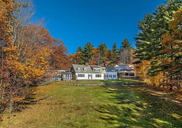 Photo 3 of Sale Pending at 521 Washington Hill Rd, Chocorua, NH 03817 | MLS# 5087804 | Listing updated on 2026-10-06