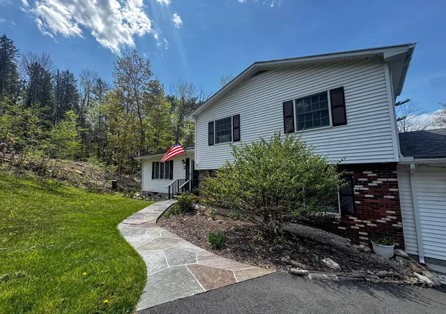Homes for sale in Bennington, VT | 131 Pine Cir, Bennington, VT 05201 | MLS# 5087824