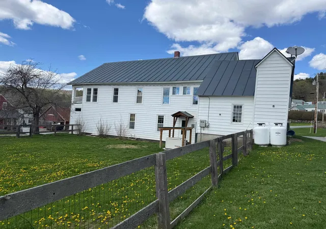 2nd image of 374 Corinth Topsham Rd, Topsham, VT 05076 | MLS# 5087839