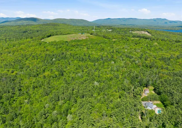 Homes for sale in Meredith, NH | 20 Fortsalong Rd, Meredith, NH 03253 | MLS# 5087922